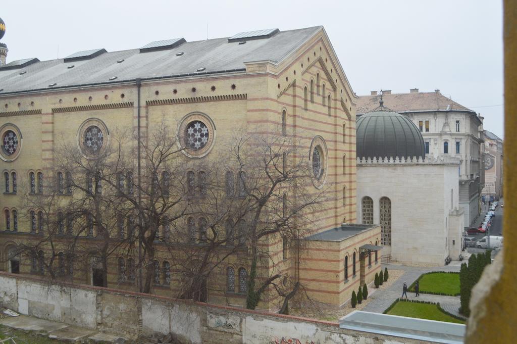 Synagogue View Guest House